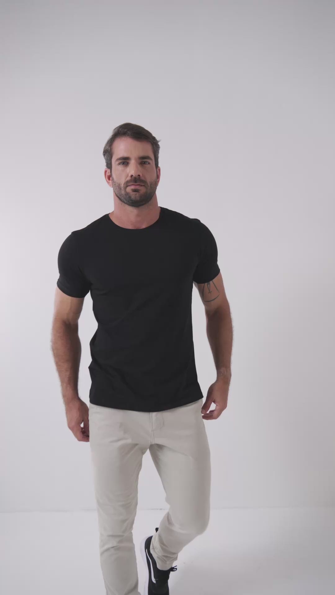 š¤ Promoção 1 Camiseta Preta - PreƧo especial + Frete gratis